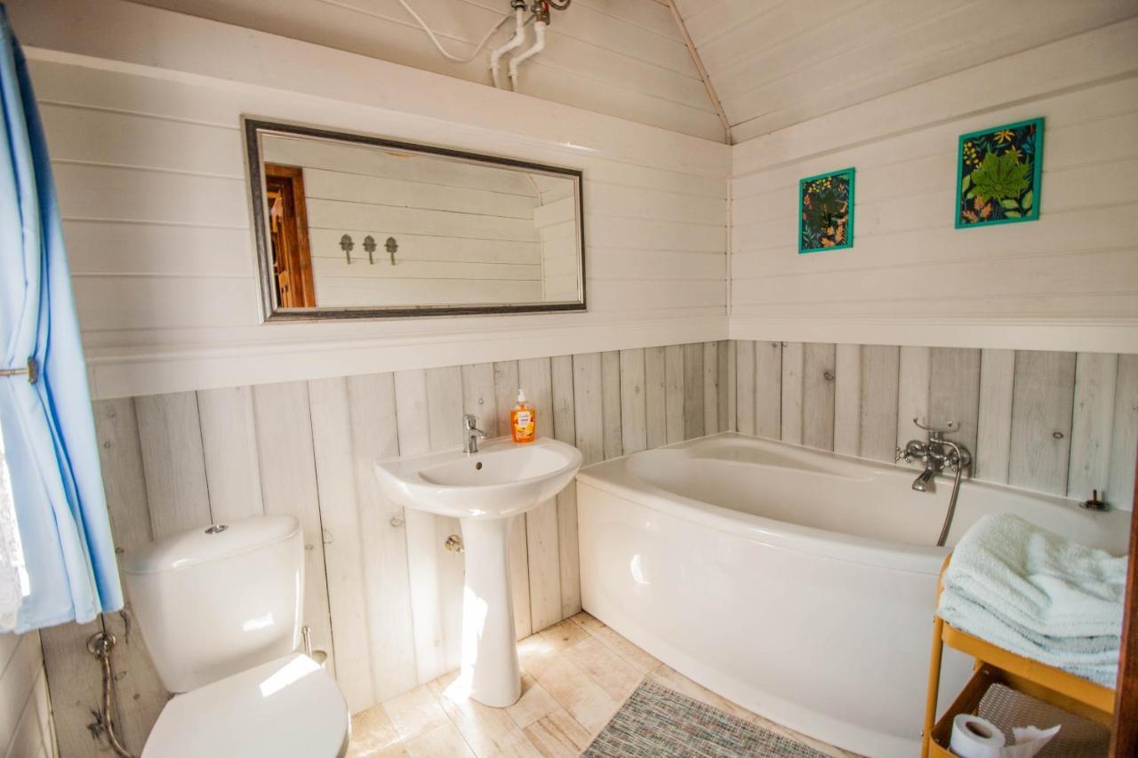 Holiday House Folwark Jelen Poniklica ภายนอก รูปภาพ