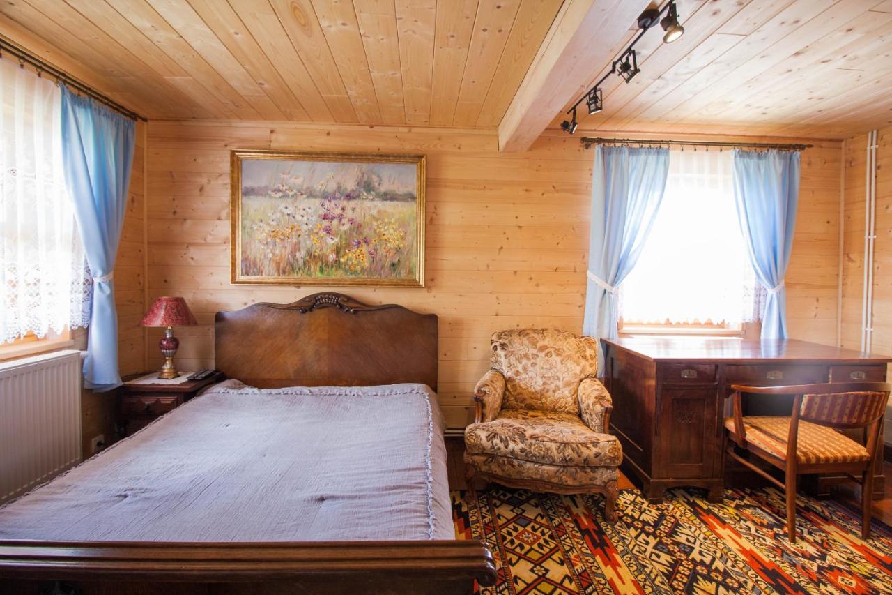 Holiday House Folwark Jelen Poniklica ภายนอก รูปภาพ