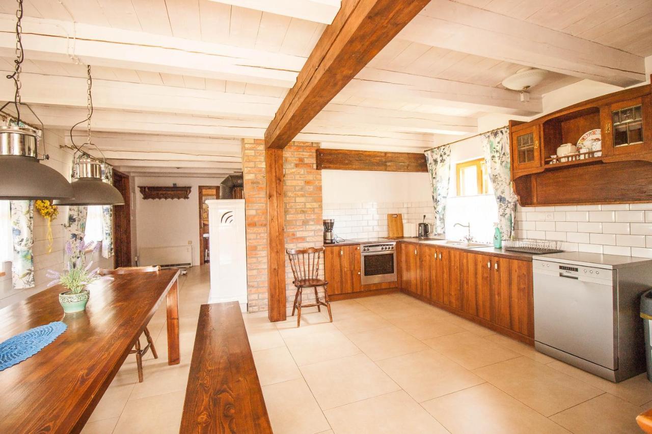 Holiday House Folwark Jelen Poniklica ภายนอก รูปภาพ