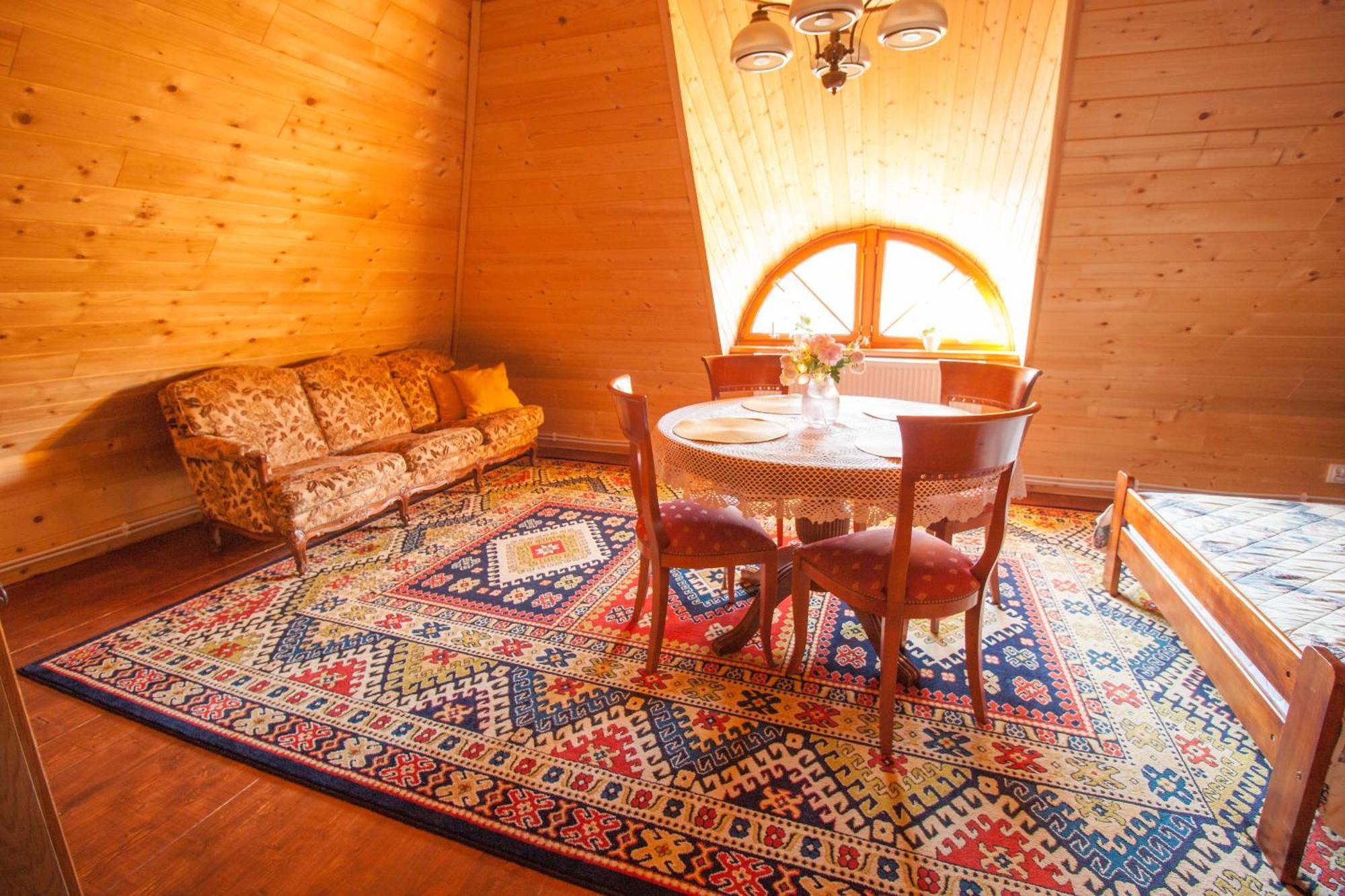 Holiday House Folwark Jelen Poniklica ภายนอก รูปภาพ